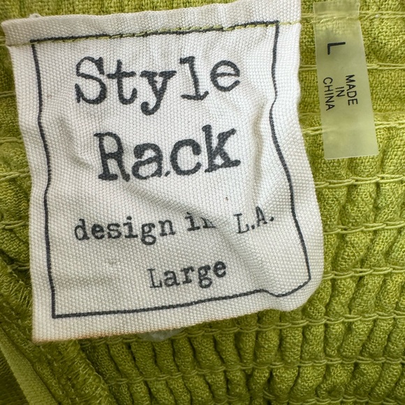 Green Ruffled Strap Romper - Picture 3 of 3